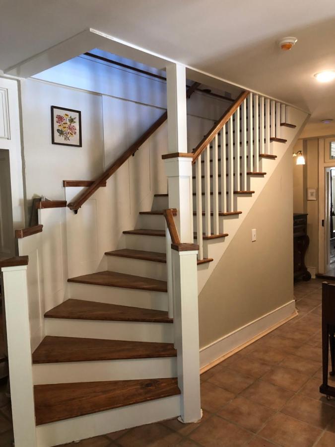 The Montgomery B&B スタークビル エクステリア 写真