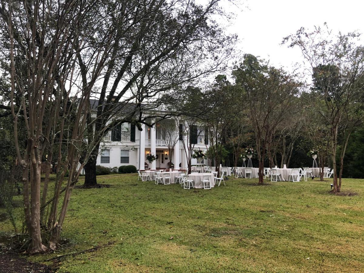 The Montgomery B&B スタークビル エクステリア 写真